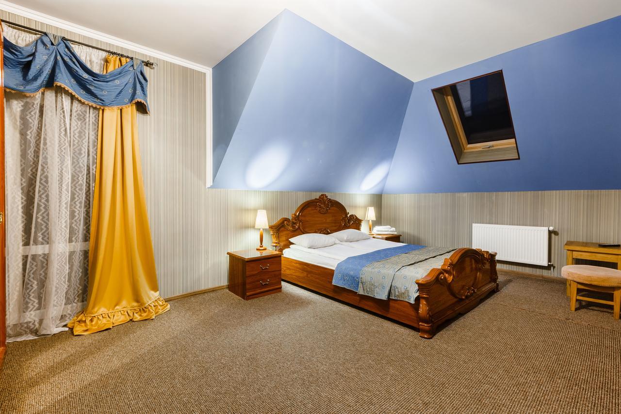 Everest Ivano-Frankivsk Extérieur photo