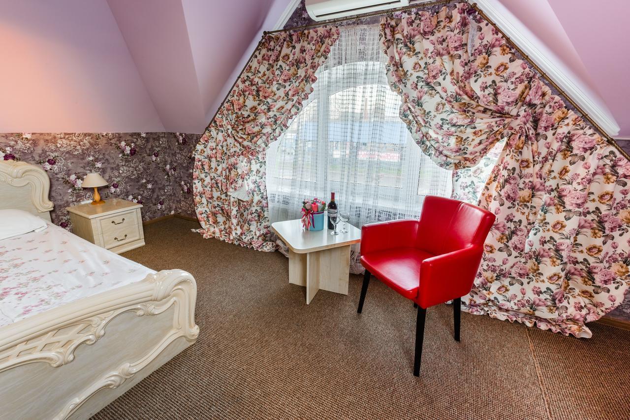 Everest Ivano-Frankivsk Extérieur photo