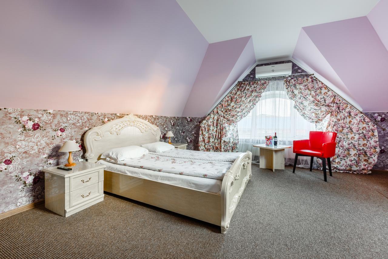 Everest Ivano-Frankivsk Extérieur photo