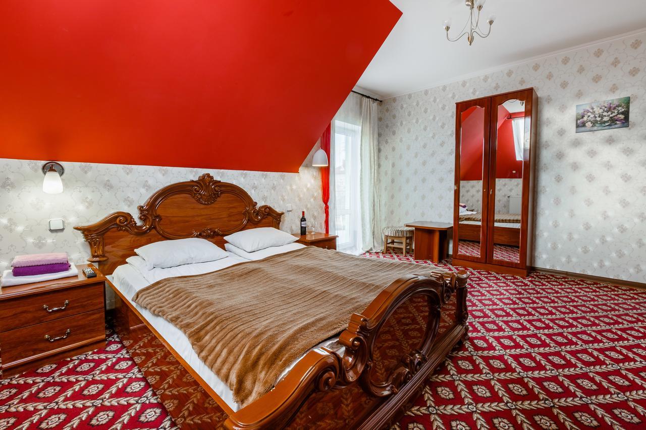 Everest Ivano-Frankivsk Extérieur photo